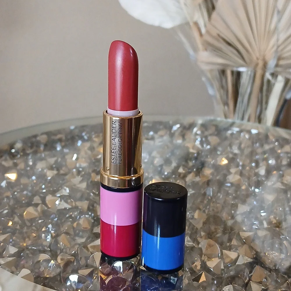 New Estee Lauder Limited Edition Pure Color Envy 420 Rebellious Rose